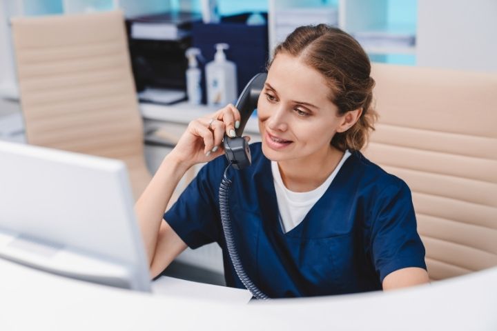 The Medical Office Assistant Job Description – What Can I Expect?